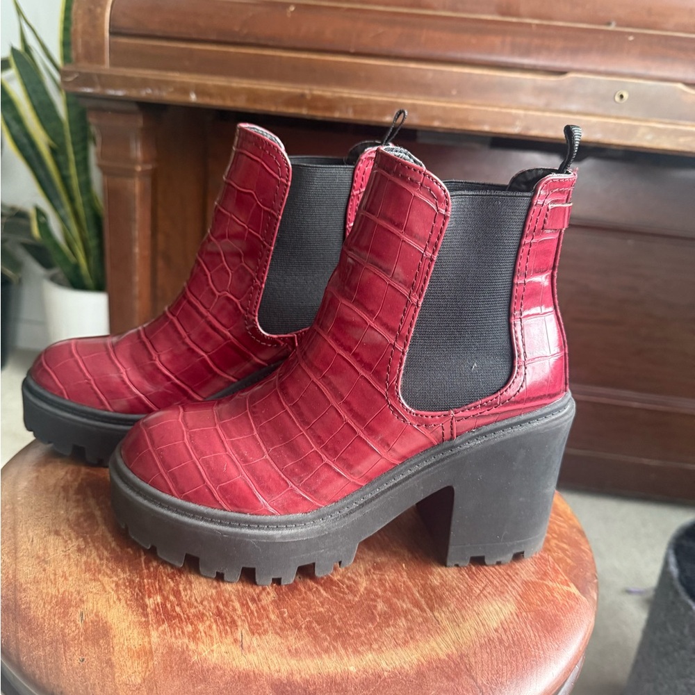 Urban Outfitters Red Croc-Embossed Ankle Boots
